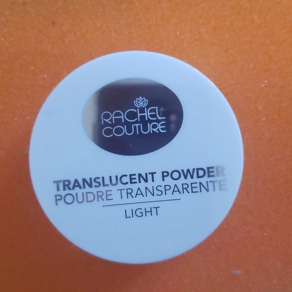 4/25 bundle item. Rachel Couture Translucent Powder in Light